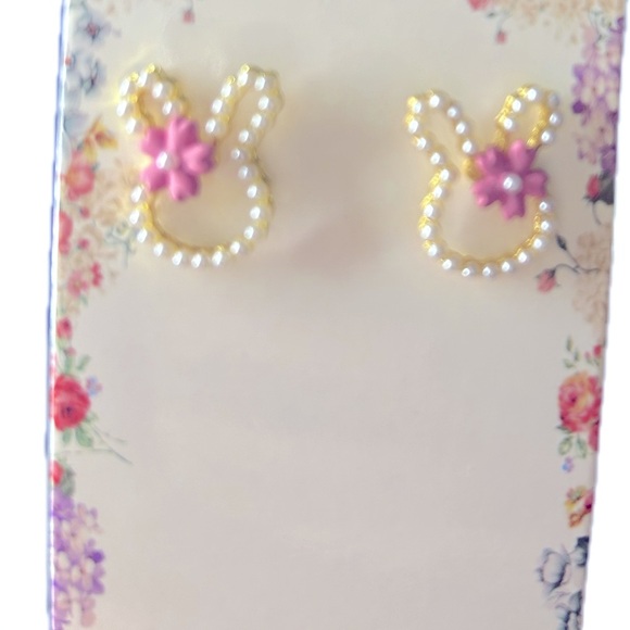 Floral Pearl Bunny Pierced Earrings - Picture 5 of 5